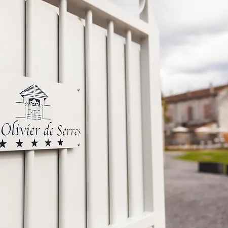 Clos Olivier De Serres Деревянный коттедж *