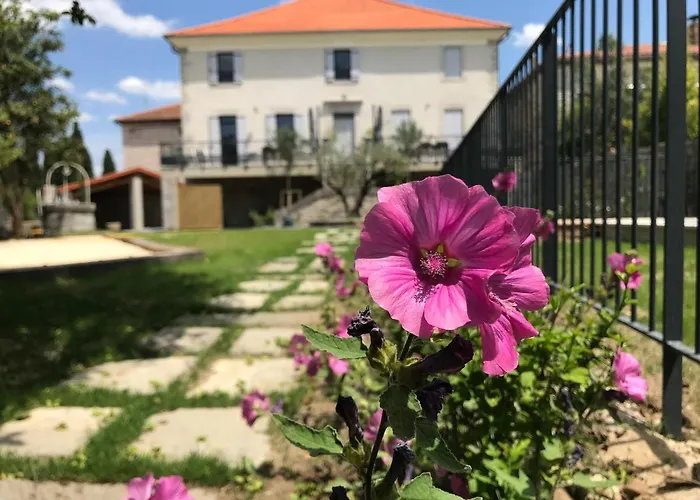 Clos Olivier De Serres Lodge Ruoms