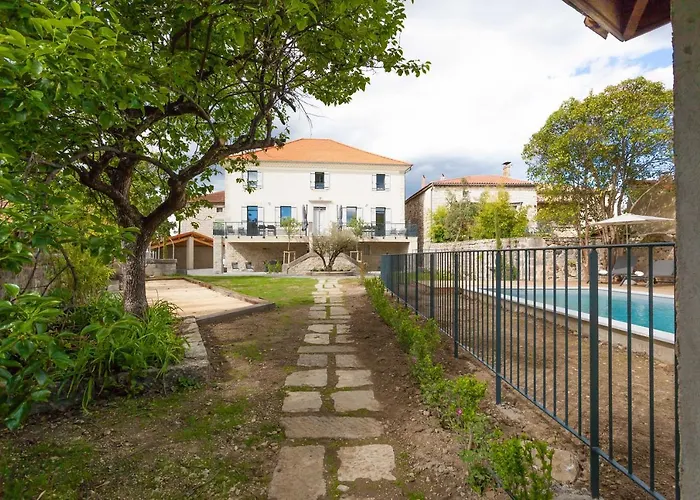 Clos Olivier De Serres רויומס